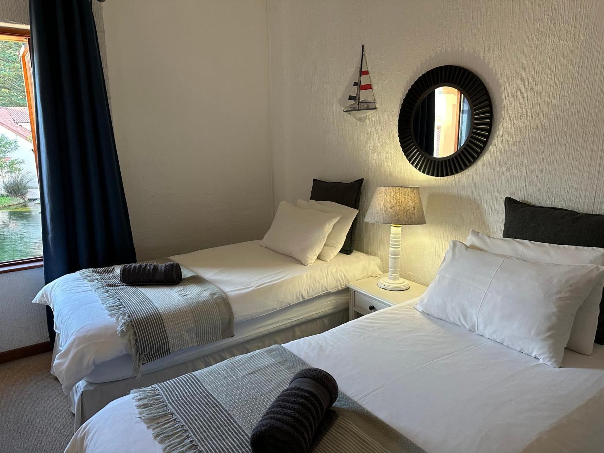 Beau Rivage Unit 9 Lägenhet Plettenberg Bay Exteriör bild