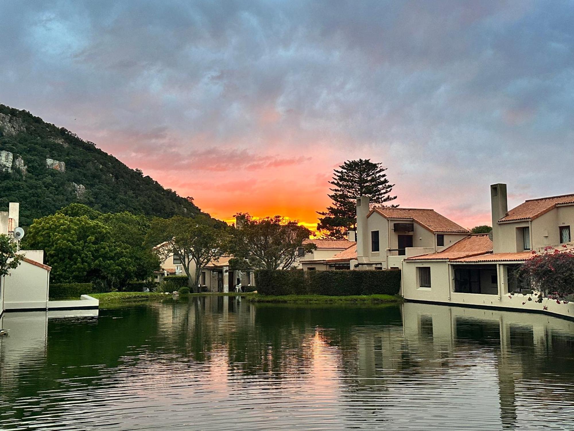 Beau Rivage Unit 9 Lägenhet Plettenberg Bay Exteriör bild